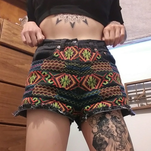 Boho Shorts - Picture 7 of 8